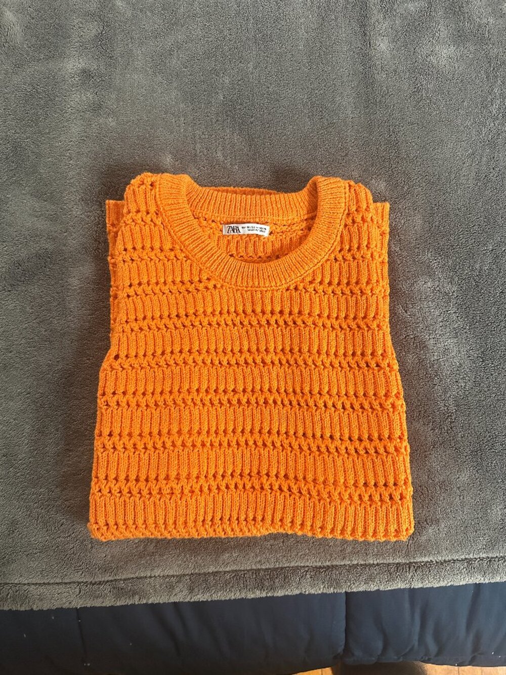 Zara Orange Knit Sleeveless Shirt